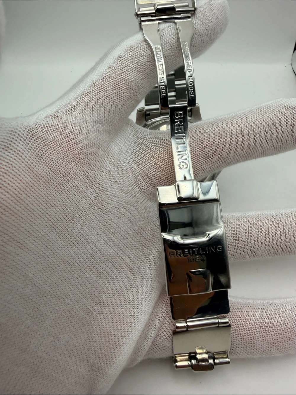 Breitling CUSTOM DIAMOND 💎Colt Silver Stainless Steel Men's Watch - Silver Dial